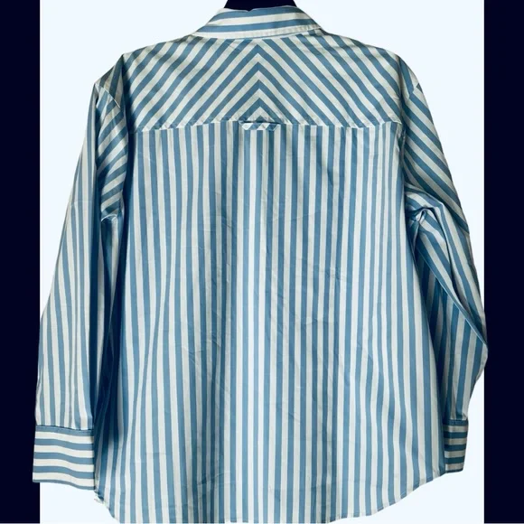 AYR The Deep End Shirt Women’s Blue White Striped Button Up Long Sleeve Small - Picture 4 of 10